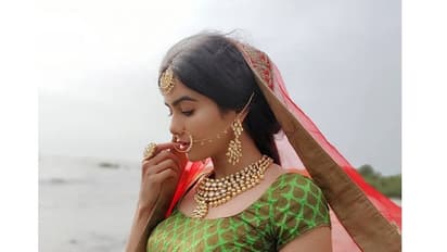 నితిన్ హీరోయిన్ అందాల మెరుపులు.. ఫొటోస్ వైరల్!