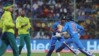 ಬೆಂಗಳೂರಲ್ಲಿ ಭಾರತದ ಗೆಲುವಿಗೆ ಭಂಗ; ಸರಣಿ ಸಮಬಲ!