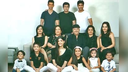 तीन बेटियों और 6 नाती-नातिन से भरा-पूरा है प्रेम चोपड़ा का परिवार : PHOTOS