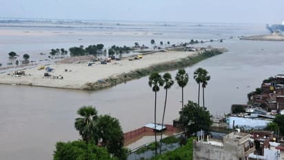 ಶಾಲೆಯಲ್ಲಿದ್ದ 22 ಸಂತ್ರಸ್ತ ಕುಟುಂಬ ತೆರವುಗೊಳಿಸಿದ ಡಿಸಿ