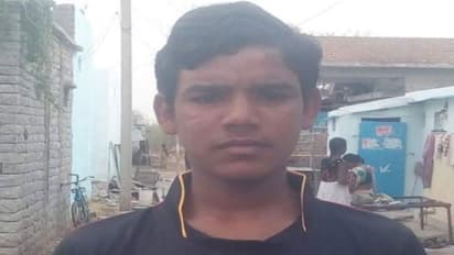 దొంగతనం నెపంతో గ్రామ పెద్దల దాడి: సూసైడ్ చేసుకొన్న టెన్త్ విద్యార్ధి