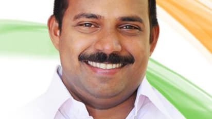 അരൂരില് മത്സരിക്കാനില്ലെന്ന് ആലപ്പുഴ ഡിസിസി പ്രസിഡന്റ് എം ലിജു