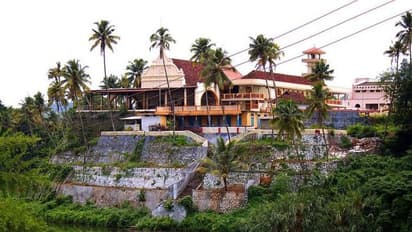 പിറവം പള്ളിയിൽ ഓർത്തഡോക്സ് വിഭാഗം ഇന്ന് പ്രവേശിക്കും, തടയുമെന്ന് യാക്കോബായ വിശ്വാസികൾ, കനത്ത പൊലീസ് സുരക്ഷ