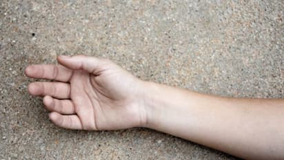 అనుమానాస్పద స్థితిలో సీఐ ఆత్మహత్య