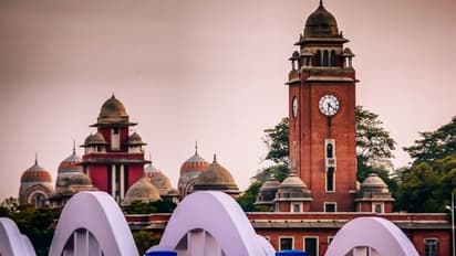 சென்னைப் பல்கலை-யில் அட்மிஷன்  2025-2026 ஆரம்பம்: முழுமையான வழிகாட்டி...Apply Now