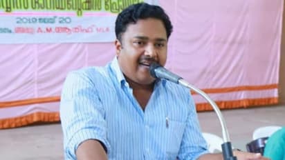 ഡിവൈഎഫ്ഐ നേതാവ് മനു പുളിക്കല് അരൂരിലെ എല്ഡിഎഫ് സ്ഥാനാര്ത്ഥി