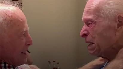 ഹോളോകോസ്റ്റിനിടെ പിരിഞ്ഞു, 75 വര്ഷങ്ങള്ക്ക് ശേഷം കണ്ടുമുട്ടി; പരസ്പരം ചേര്ത്തുപിടിച്ച്, പൊട്ടിക്കരഞ്ഞ് ഇവര്...