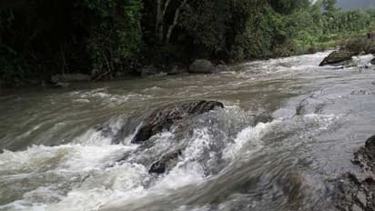 ನದಿ ನಾಲೆಗೆ ಅಳವಡಿಸಿದ ರೈತರ ಮೋಟಾರು ತೆರವು