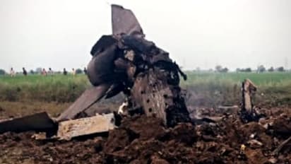 ভেঙে পড়ল মিগ-২১, চালাচ্ছিলেন বালাকোট এয়ার স্ট্রাইকের পরিকল্পনাকারী, কী হল তাঁর