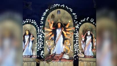 ৪০০ টাকা লিটার নিয়েই পুজো প্রস্তুতি চলছে এলাচি রামচন্দ্রপুর মিলন সংঘে