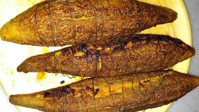 পুজোয় তেঁতো থেকে মুখ ফেরালে একেবারেই চলবে না, দেখে নিন মশলা করলার সহজ রেসিপি