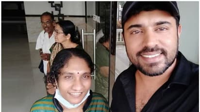 വൃക്ക രോഗബാധിതയായി ചികിത്സയില്‍ കഴിയുന്ന ആരാധികയെ കാണാൻ നിവിൻ പോളി എത്തി