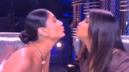 ప్రియాంకా, కరీనా ముద్దుల వీడియో వైరల్!