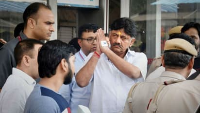 शिवकुमार की खैर जानने अहमद पटेल और आनंद शर्मा पहुंचे तिहाड़