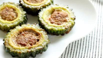 നാലുമണി പലഹാരമായി പാവയ്ക്ക; ഞെട്ടണ്ട, കിടിലന് ടേസ്റ്റ് ആണെന്നേ...