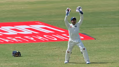 দক্ষিণ আফ্রিকার বিরুদ্ধে বিরাটদের প্রথম পছন্দ ঋদ্ধি, বুমরার চোট নিয়ে তাড়াহুড়ো চায় না টিম ম্যানেজমেন্ট