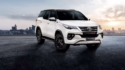 പുത്തന് ഫോര്ച്യൂണര് വരുന്നു