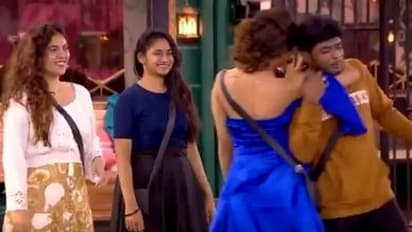 உச்ச கட்ட கவர்ச்சியில் பிக்பாஸ் வீட்டிற்குள் வந்த நடிகை! போட்டியாளர்களுடன் பகிர்ந்து கொண்ட நெகிழ்ச்சியான விஷயம்!