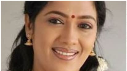 എന്തിനാണ് ജീവിച്ചിരിക്കുന്ന ഒരാളെ കൊല്ലുന്നത്? വ്യാജ വാര്ത്തകള്ക്ക് എതിരെ രൂക്ഷമായി പ്രതികരിച്ച് രേഖ