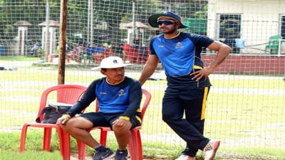 ৮৮ রানে অলআউট বাংলা, তবু দলকে ঘুড়ে দাঁড়ানোর 'পেপটক' কোচ অরুণ লালের