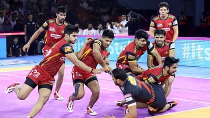 PKL 2019; ಮುಂಬೈ ಮಣಿಸಿದ ಬೆಂಗಳೂರು; ಪ್ಲೇ ಆಫ್ ತವಕದಲ್ಲಿ ಬುಲ್ಸ್!