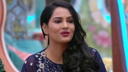 బిగ్ బాస్.. శ్రీముఖిపై హిమజ సంచలన కామెంట్స్!