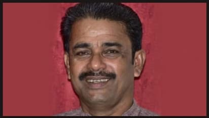 ആചാരങ്ങള് അനുഷ്ഠിക്കുന്ന ആളെന്ന നിലയിൽ പാർട്ടിക്കതീതമായി പ്രതീക്ഷിച്ച വോട്ട് കിട്ടിയില്ല: ശങ്കർ റേ