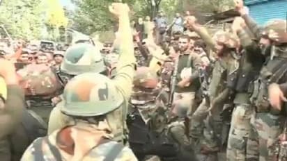 ಧಿಮಾಕಿನ ಮೂವರು ಉಗ್ರರನ್ನು ಸದೆಬಡಿದ ಸೇನೆ: ಓರ್ವ ಯೋಧ ಹುತಾತ್ಮ!