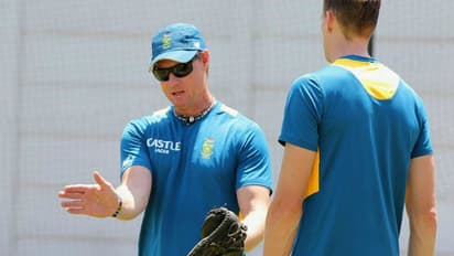 'അവനെന്തിന് ടെസ്റ്റ് നേരത്തെ മതിയാക്കി', ഇന്ത്യന് താരത്തിനെതിരെ വിമര്ശനവുമായി ലാന്സ് ക്ലൂസ്നര്