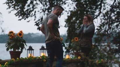 అక్క లవ్ ప్రపోజల్ కోసం చెల్లి తిప్పలు... నెటిజన్లు ఫిదా