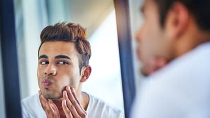 ছেলেদের জন্য রইল বিশেষ কয়টি টোটকা, ত্বকের যত্ন নিতে অনুসরণ করুন এই পদ্ধতি