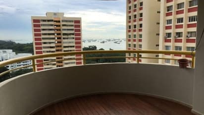 ലൈംഗികബന്ധത്തിലേര്പ്പെടുന്നതിനിടെ ബാല്ക്കണിയില് നിന്ന് വീണ് കമിതാക്കള് മരിച്ചു