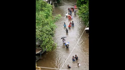 ബിഹാർ പ്രളയത്തിൽ കുടുങ്ങിയ മലയാളികളെ രക്ഷിച്ചു; പട്ന നഗരം മൂന്ന് ദിവസമായി വെള്ളത്തിനടിയിൽ
