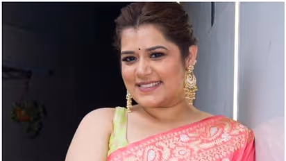 Shikha Talsania’s Biography | Birth | Family | Debut Films | Facts