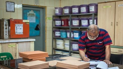 পারলে দাঁড়িয়ে কাজ করুন, কমান ডায়াবেটিসের ঝুঁকি