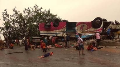 Gujarat: 21 dead, 53 injured in bus accident