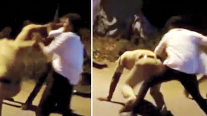 బెల్టుషాప్ నిర్వహకుల వీరంగం... పోలీసులపై దాడి