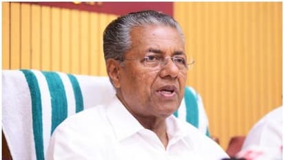 പ്രളയത്തെ തുടർന്ന് ഡാമുകളിലും പുഴകളിലും വന്നടി‍ഞ്ഞ മണല്‍ നീക്കണം: മുഖ്യമന്ത്രി