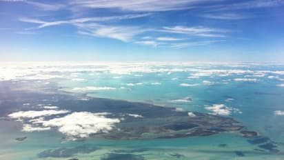 যেন এক অমোঘ টান, বোঝার আগেই টেনে নেয় সমুদ্রের অতলে, বারমুডা ট্রাই অ্যাঙ্গেল