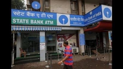 வங்கிகள் இயங்கும் நேரங்களில் அதிரடி மாற்றங்கள்...! நடைமுறைக்கு வந்தது !!