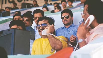 Agents at high risk: Who in 1994 helped Dawood Ibrahim get away so many times?