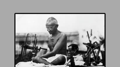 Gandhi Jayanti 2019: Leaders pay tributes to Mahatma Gandhi at Rajghat