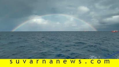 ಕಾರವಾರದ ಕಡಲ ತೀರದಲ್ಲೊಂದು ಅಚ್ಚರಿ : ಆಳ ಸಮುದ್ರದಲ್ಲಿ ಬಣ್ಣದೋಕುಳಿ