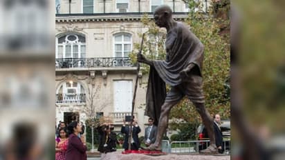 মার্কিন মুলুকে কৃষ্ণাঙ্গ হত্যার আঁচ গান্ধীর উপরেও, ওয়াশিংটনে ভাঙচুর জাতির জনকের মূর্তি