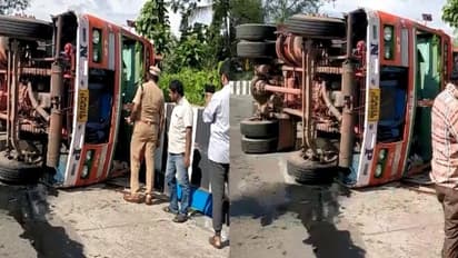 തൃശ്ശൂർ - കോഴിക്കോട് ദേശീയപാതയിൽ ഗ്യാസ് ടാങ്കർ ലോറി മറിഞ്ഞു; ഡ്രൈവർക്ക് പരിക്ക്