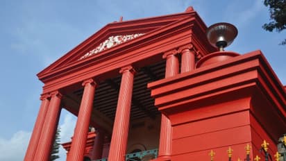 ಅನರ್ಹರಿಗೆ ಗೌರವ ಡಾಕ್ಟರೇಟ್‌: ಯುಜಿಸಿಗೆ ಹೈ ಕೋರ್ಟ್ ನೋಟಿಸ್‌