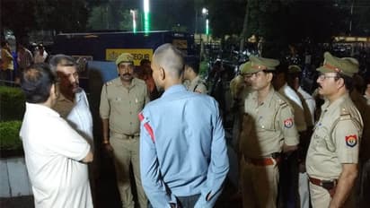 प्रयागराज में कैश वैन से एक करोड़ साठ लाख चोरी, खिड़की से निकाल ले गए रूपयों से भरा बॉक्स