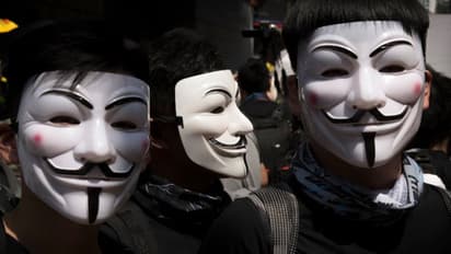 പൊതുവിടങ്ങളിൽ മുഖംമൂടികൾ നിരോധിച്ച് ഹോങ്കോങ്: പ്രക്ഷോഭം അടിച്ചമർത്താൻ നീക്കം