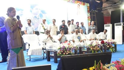 వైఎస్సార్ వాహనమిత్రను సద్వినియోగం చేసుకోండి: జిల్లా కలెక్టర్