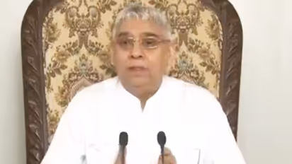 11 reasons why Saint RampalJi Maharaj is trending Number 1 on Twitter